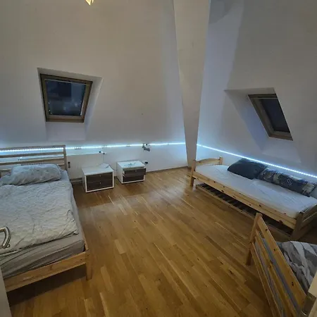 Zum Uebernachten Appartement *